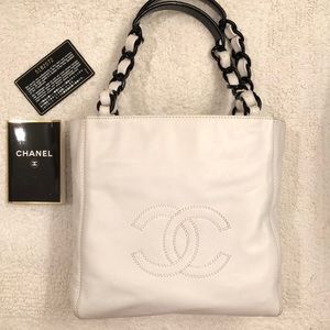 Chanel white leather bag